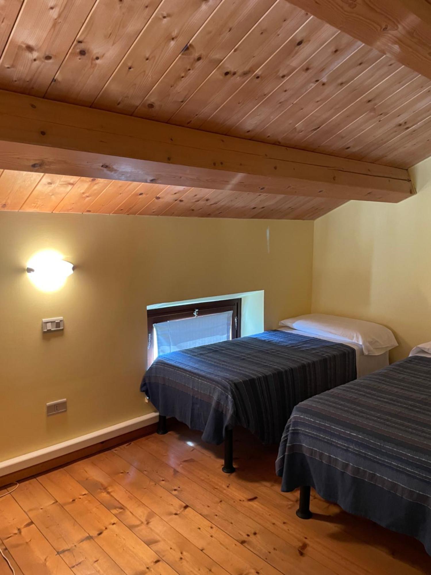 Family Room,1547343268:JPEG